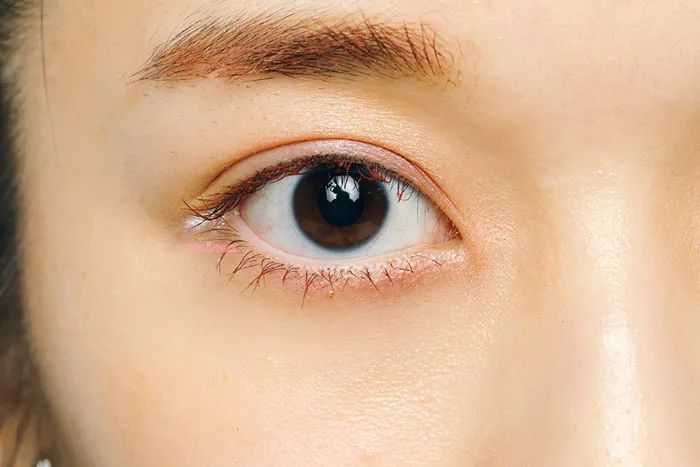 齐刘海泫雅完美演绎“清纯的性感” 好绝一女的！