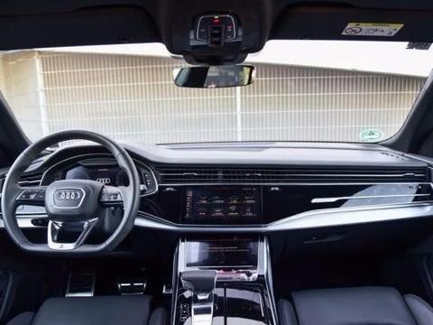 奥迪Q8实车终于到店，搭无框车门，宝马看了都心动