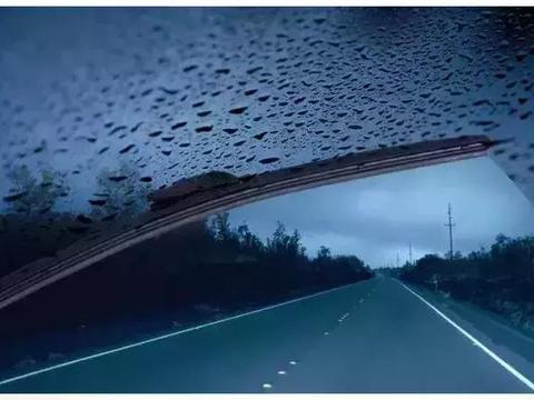 轮胎3年一换，雨刷一年一换，那你知道电池多久一换吗？