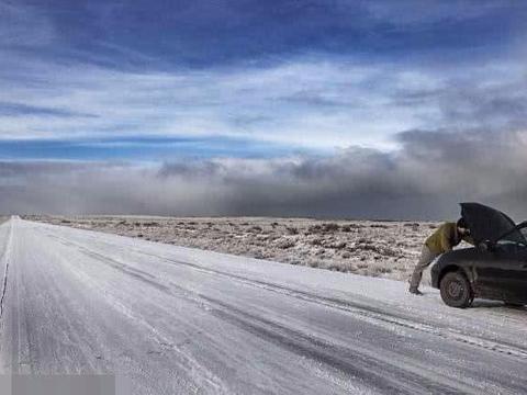 安全提醒：冬季汽车启动，多数人都做错了，发动机早晚出事