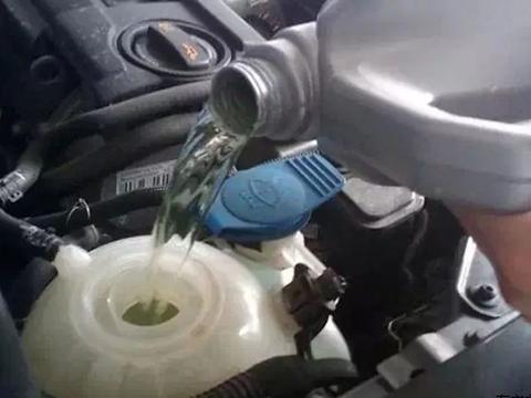 电加热后视镜有用吗？后轮嗡嗡响是怎么回事？