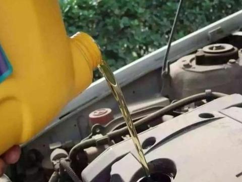 开车前先学会养车，记住这张保养周期表，车子故障少9成