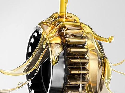 大油门跑高速除积碳？我不信！修车师傅建议：一招就能轻松除积碳