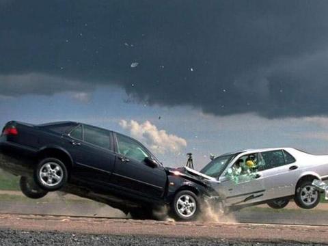 现在“交强险”不再是950元了，满足这个条件，665元就够了