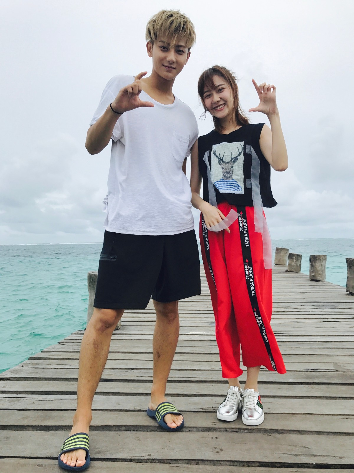 金瀚与黄子韬公司艺人曹曦月恋情疑曝光,两人