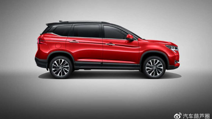 2720mm越级轴距，后备箱最大1560L，1.5T国六，才6.99万起？