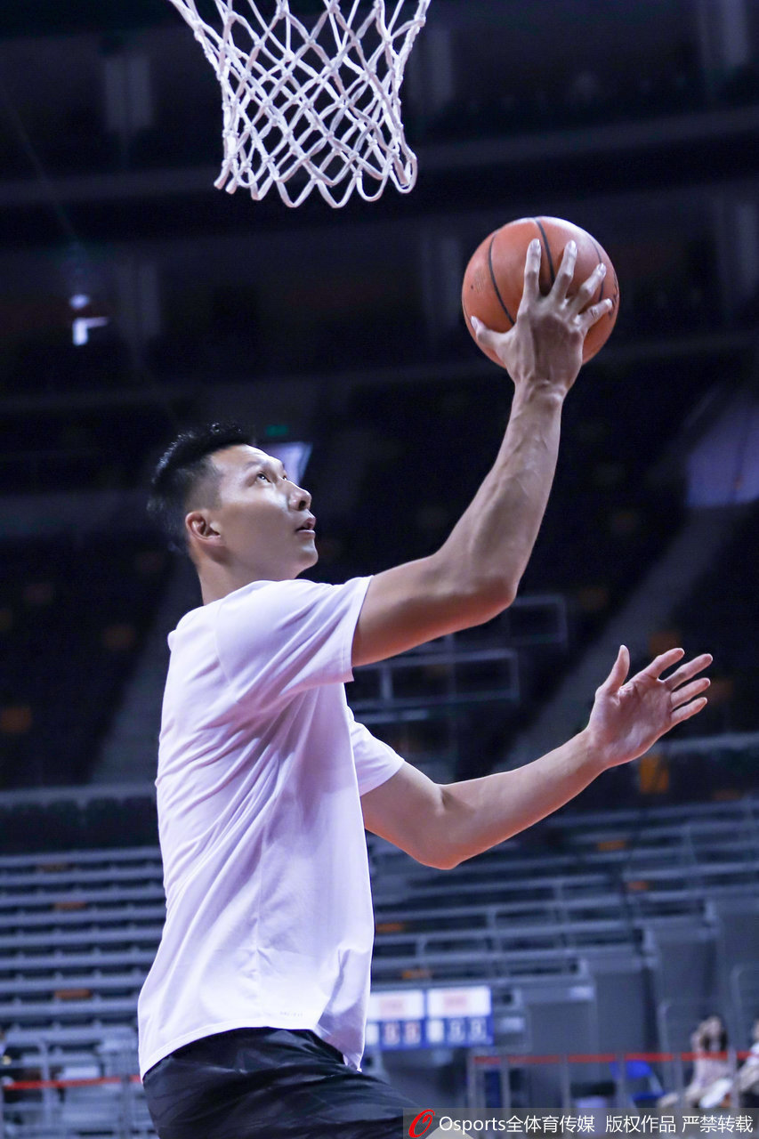 今晚19:35,CBA半决赛G2,广东VS深圳,直播间