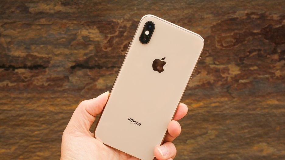 IPhoneXS,iPhone13配色 苹果挺无奈,iphonexs价位一降再降,老果粉:感觉买早了