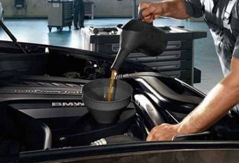 汽车保养要注意，这三种花钱又伤车保养方式尽量避免，别伤了爱车