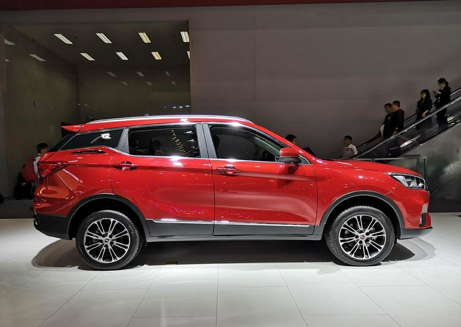 终于没白等!汉腾X5 MAX:8万元就能买的极致豪华7座SUV