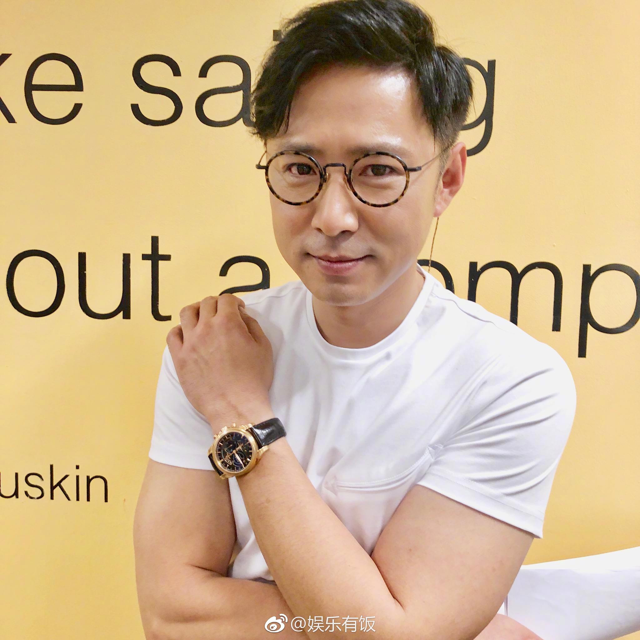 九宫格表情包来啦!三金阿扎西超帅的,那肌肉那