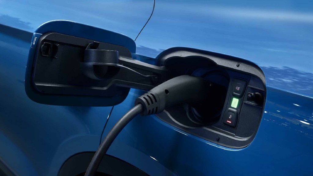 奥迪将推出Q5 55 TFSI E Quattro,采用14.1KWH插电式混动系统
