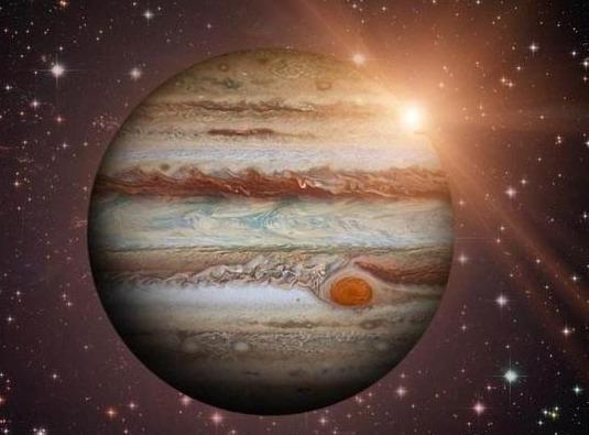 木星看上去是个橘红色的星球,然而两极却是蓝色的,怎么回事