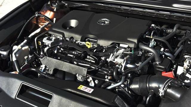 上市就降5万,261马力配9AT百公里6.2秒甩凯美瑞半条街仅13万起