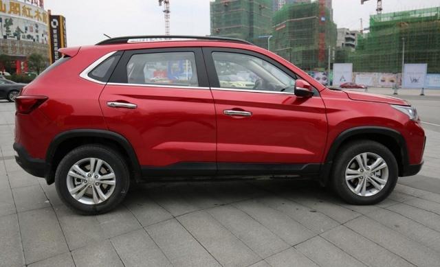 月薪三千也能买它!重1.5吨带CVT才6万,网友:还买啥宝骏510