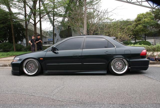 十八年老雅阁CG5,一万买,五万改!新车易得,经典难再!-新浪汽车