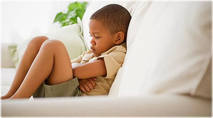 不要再拿“他只是个孩子”来开脱了，孩子的这种坏习惯是要改的