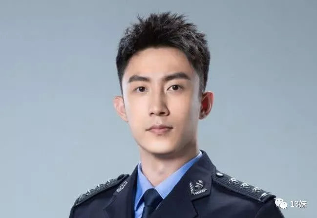 《破冰行动》东山没好人，除了男主李飞都可疑！