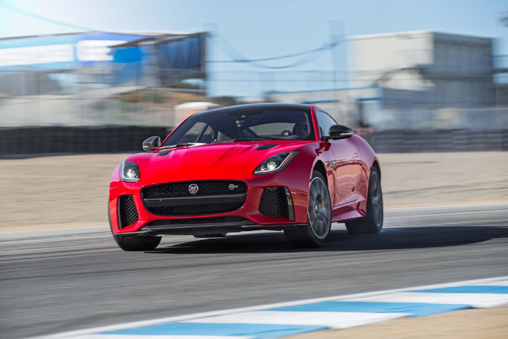 捷豹f-type svr