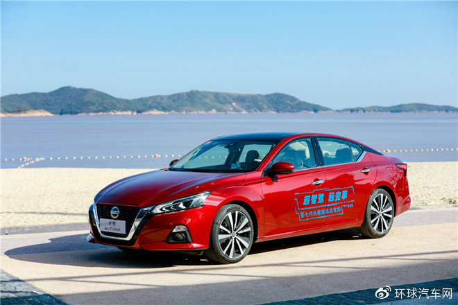 用“智慧”行车 东风日产新天籁自驾体验
