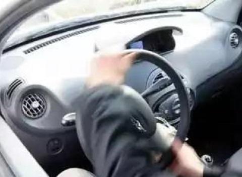 改掉你开车的三个坏习惯，你的爱车就可以少保养