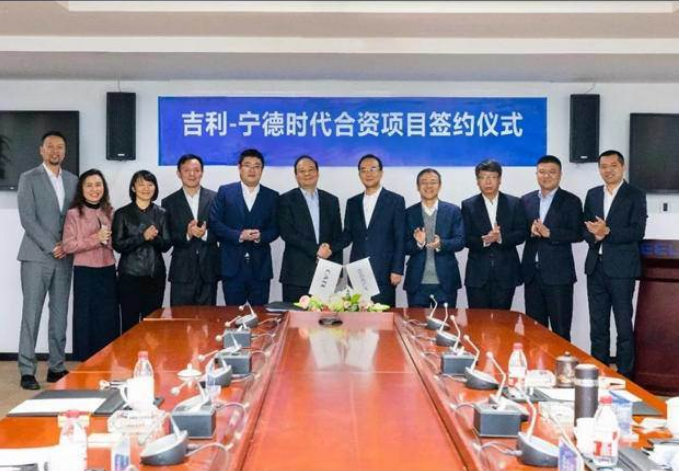 中国身影抢镜CES,“科技春晚”不止国际大牌秀肌肉