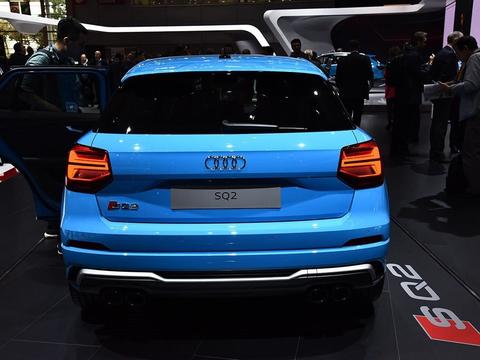 奥迪小钢炮来了，2.0T爆300马力，4.8s破百才35万！