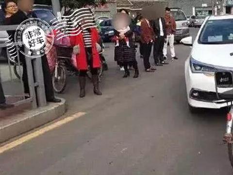 日系车车头又被自行车撞扁了？其实这才是碰撞安全合格的好设计！