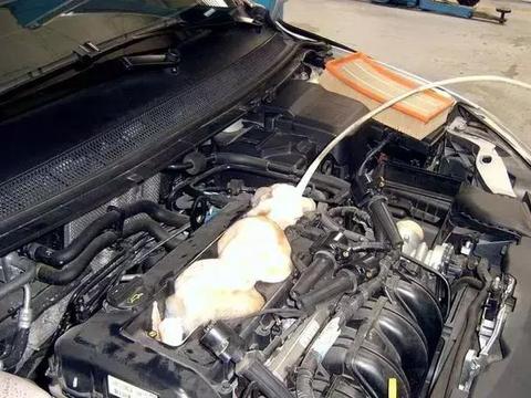 为什么汽车开久了会抖？这些方法可以帮你一一解决掉