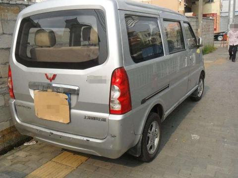 面包车不让拉人载货，买来还有啥用？车主：看来只能拉空气了