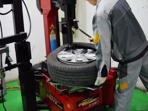 前后轮胎能不能换着用？开了这些年，却连这些常识都不知道