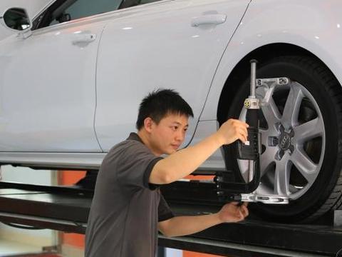 发生交通事故我被判全责，但是我的车只买了交强险，怎么办