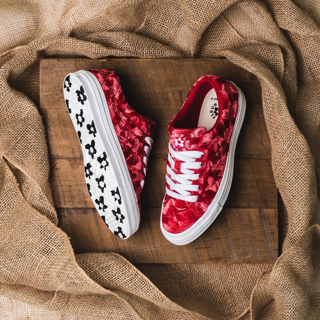 略高于原价！天鹅绒 Converse 小花联名颜值真的高