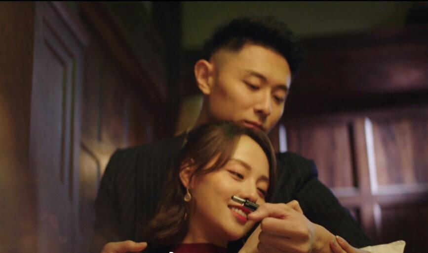 买超娶张嘉倪遭母亲反对,买超的回应让人感到