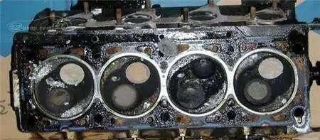 轰油门就可以清积碳？你理解错了，这样做清积碳最有效