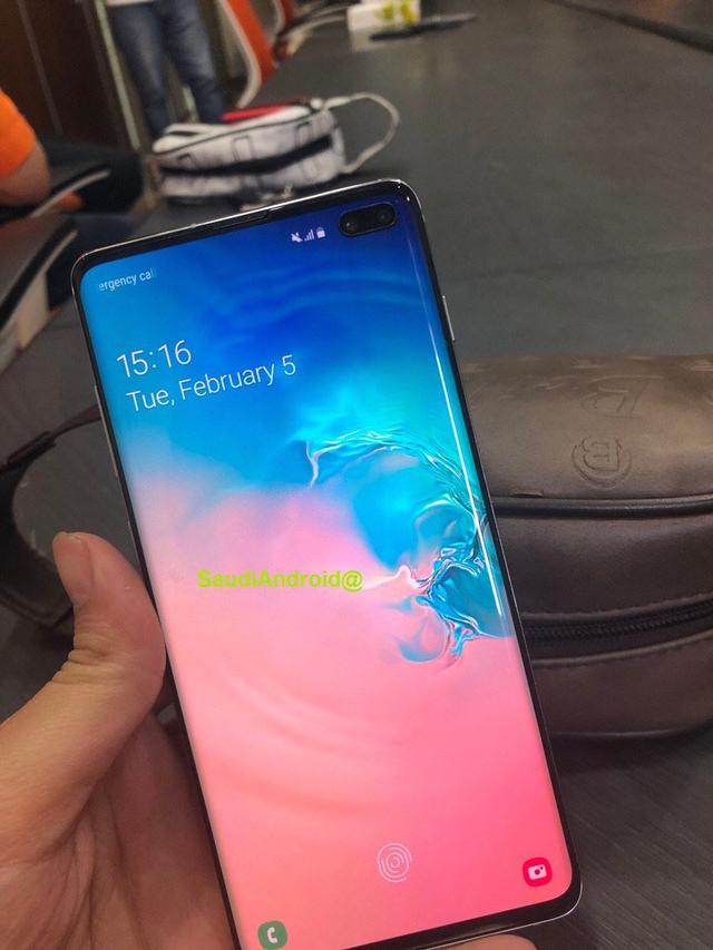 三星s10 的屏幕大黑边更窄了!曲面屏加持下将会更加惊艳__财经头条