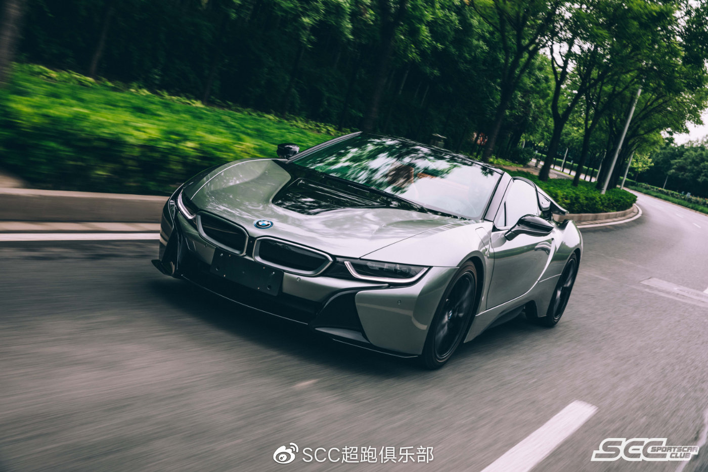 只有设计?这次带你全面认识宝马i8敞篷跑车