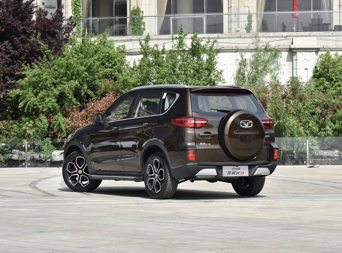 五粮液造SUV,5.9万起售,配置达到10万级标准
