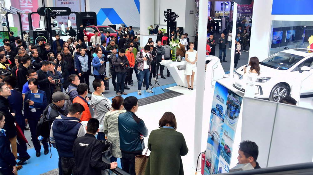 齐鲁春季车展进入人气最旺一天，一品牌订出40多台！