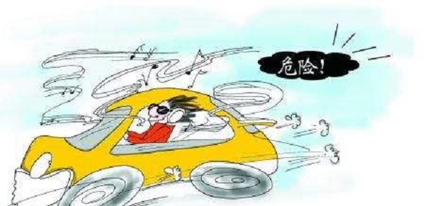 身边的车祸能给你什么提醒 看看这接近报废的日产350Z