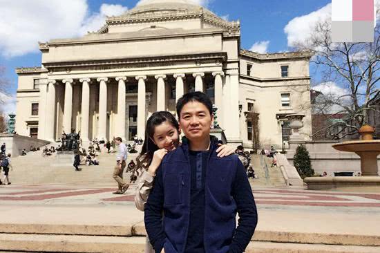 章泽天刘强东被曝离婚?章父回应确认,网友:真