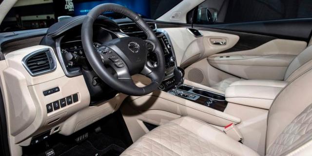 这款中型suv,舒适度不输汉兰达,用料比锐界实在,关键还是国六