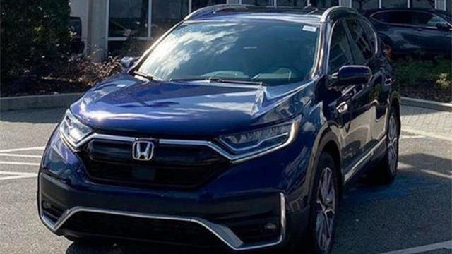 本田新款CR-V实车亮相！运动范儿十足！丰田RAV4还能坐的住吗？