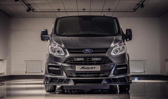 最帅福特“MPV”亮相,灰色车身,桶型座椅,2.0T爆发211马力!