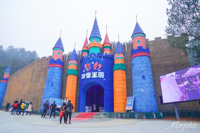 GO！春节去梦幻奥陶纪体验300米的悬崖高空，感受心跳的速度