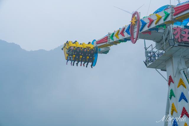 GO！春节去梦幻奥陶纪体验300米的悬崖高空，感受心跳的速度