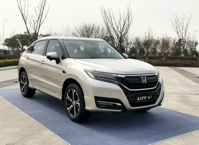 曾需加价提车,1.5T有193匹,现22万却少有人买