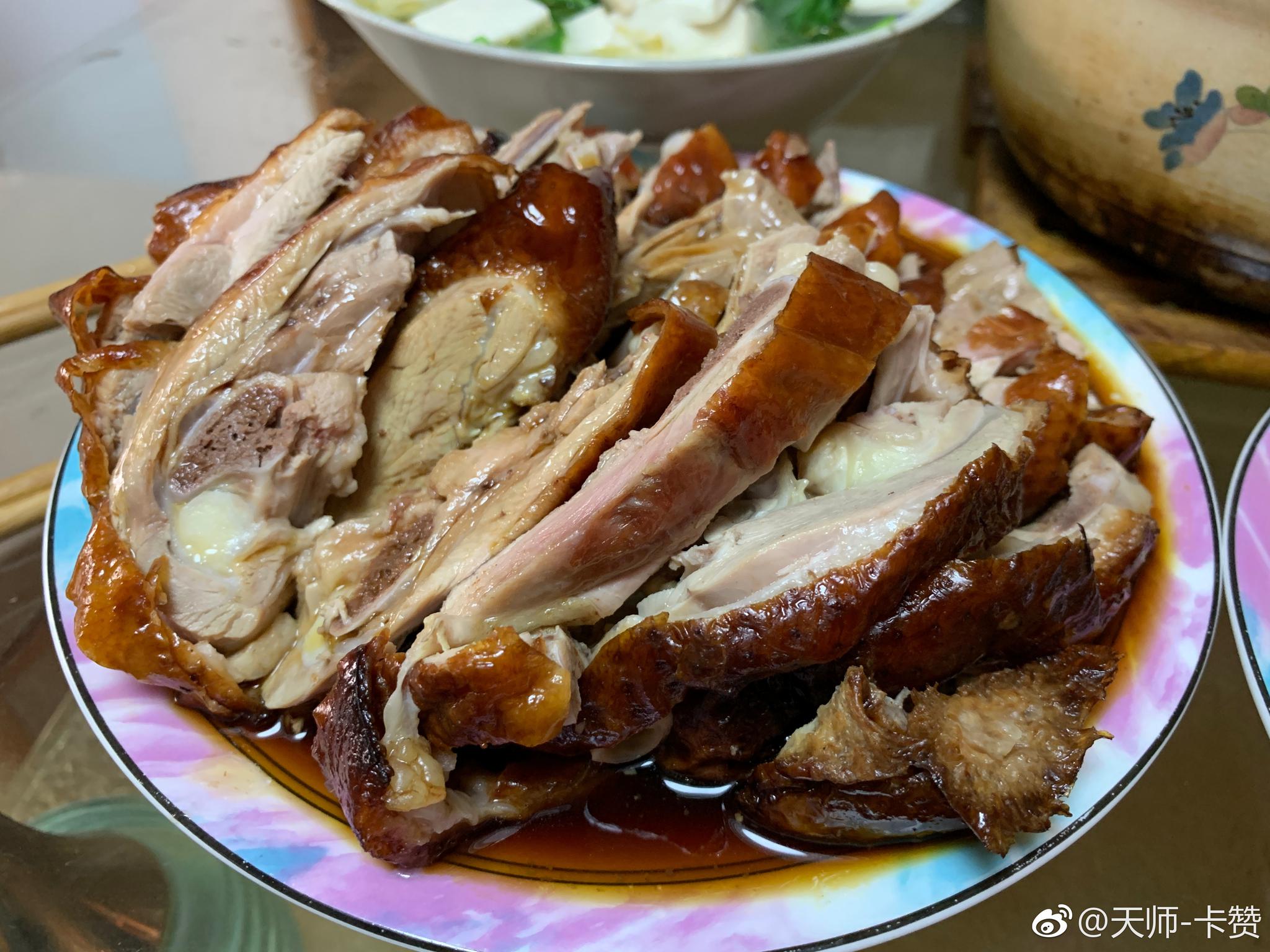 南京人,家里吃点啥?图1的是南京烤鸭,隆重推荐,吃过绝对都说好|烤鸭