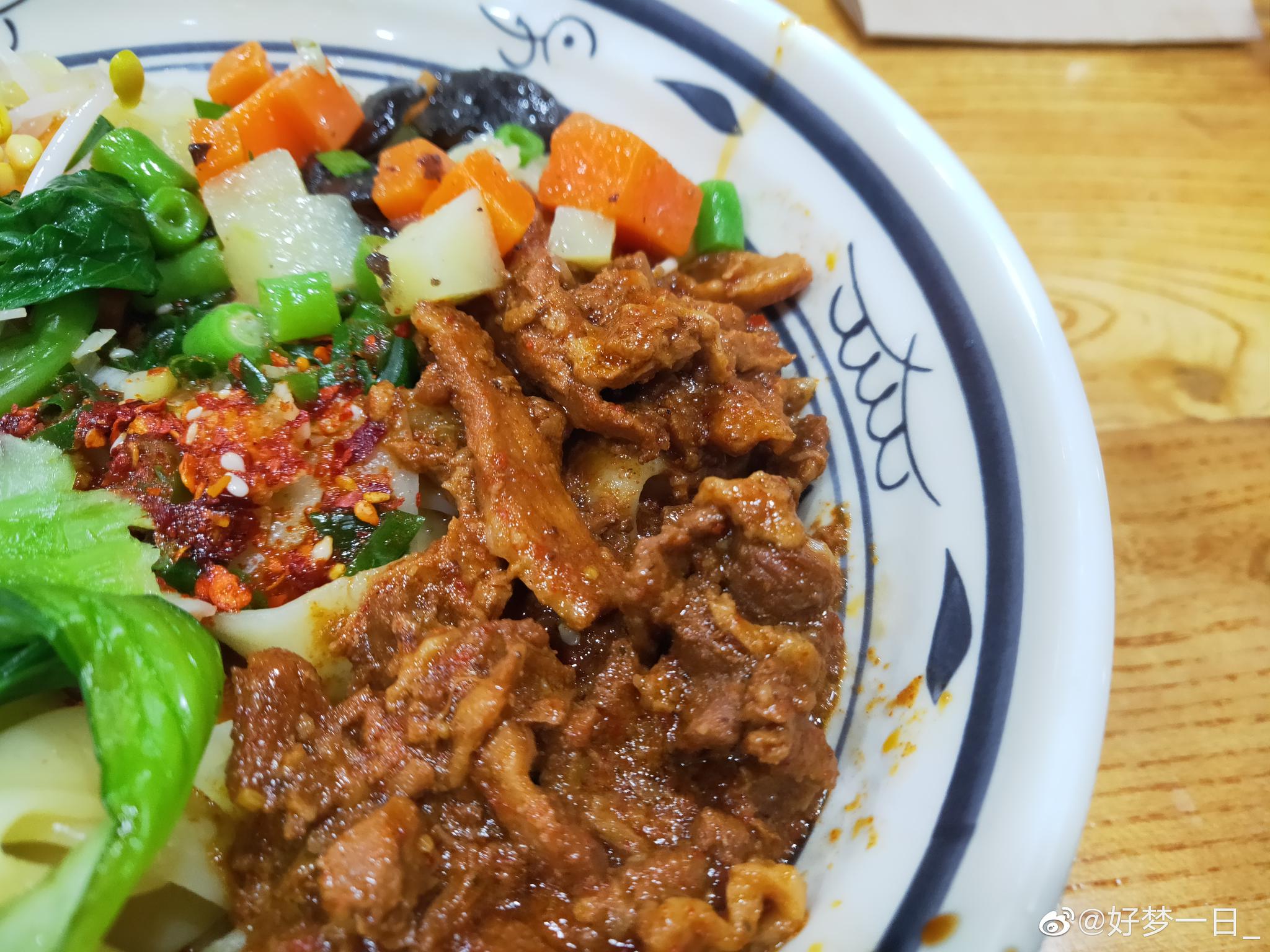 | @Mr_凡先生 大碗宽面