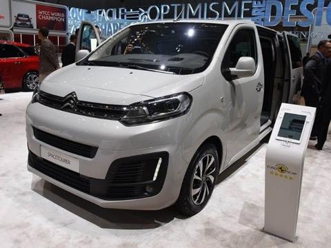 又一“黑马”MPV来了，车顶能升降，网友：这车不火算我输